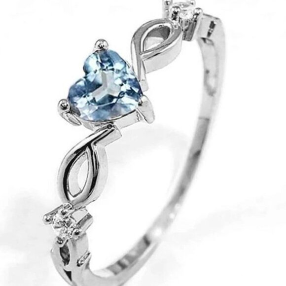 😍Gorgeous Cute Heart Shaped 925 Silver Blue Diamond Ring for Women, F017 - Picture 6 of 7